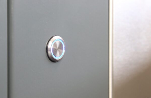 Ocular Commercial ev charger