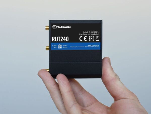 Teltonika Rut240